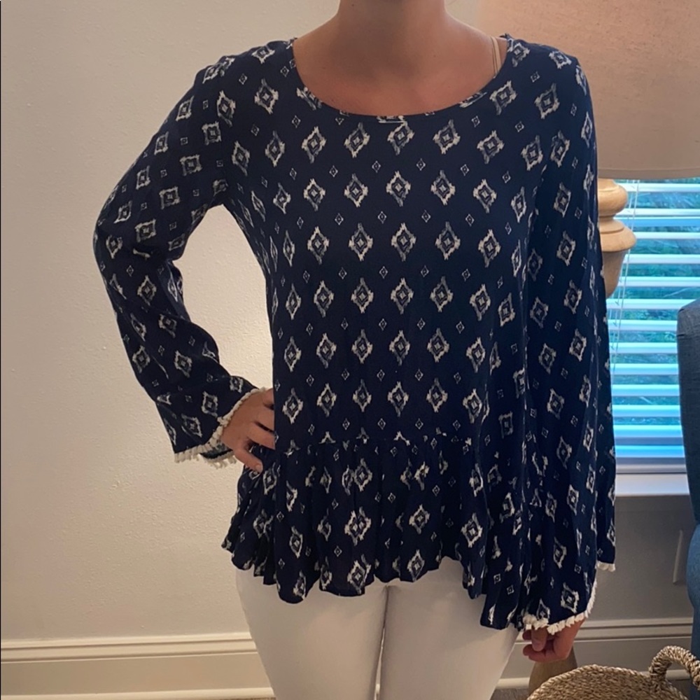 Blue flowy top - Picture 3 of 6